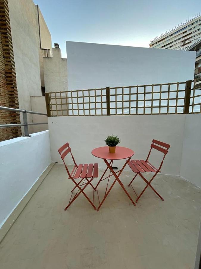 Merkat Center Alicante Bagian luar foto